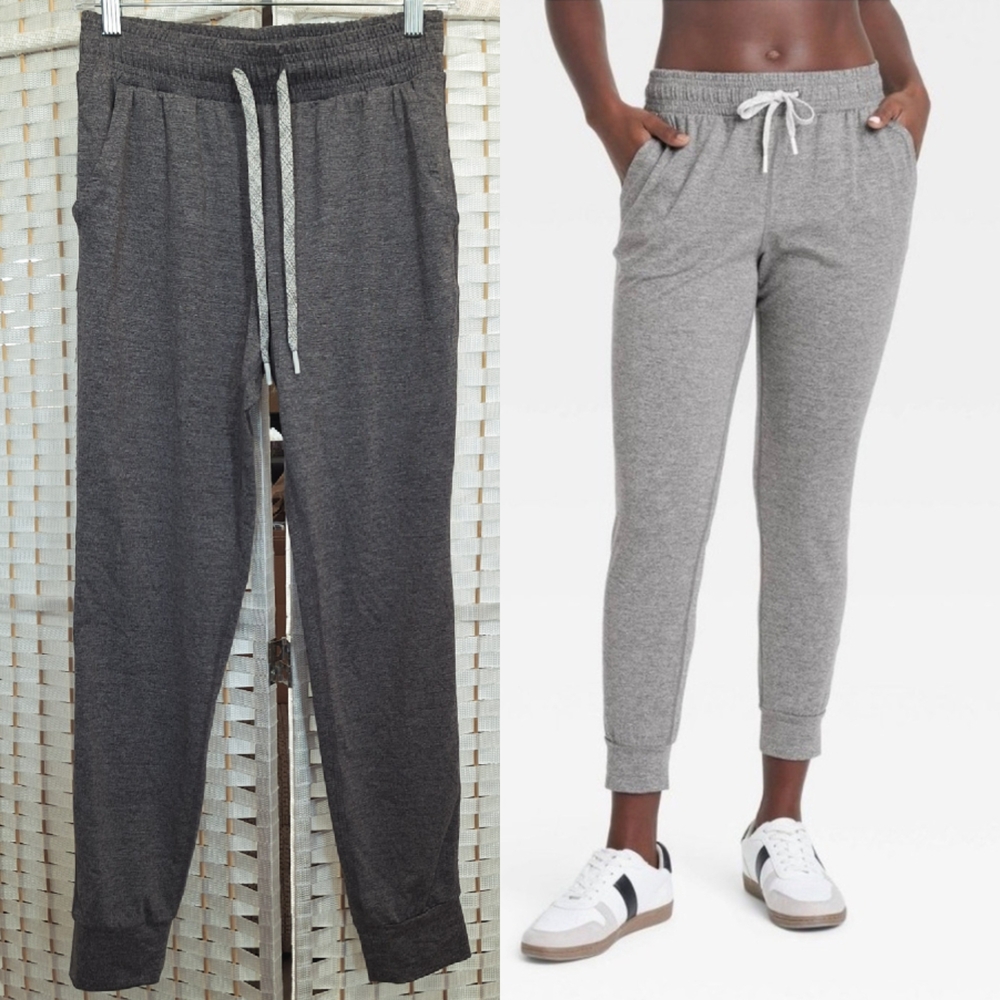 💚FINAL💲All In Motion Pants Dark Gray XS🤍